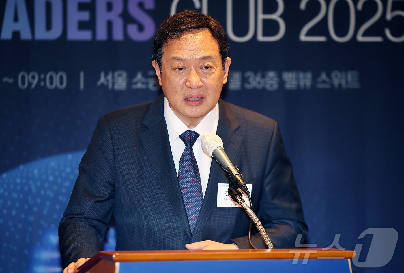 강석연 식품의약품안전평가원 원장이 16일 오전 서울 중구 소공동 롯데호텔에서 열린 '제26회 바이오리더스클럽'에서 축사를 하고 있다. 2025.9.16/뉴스1 ⓒ News1 김진환 기자