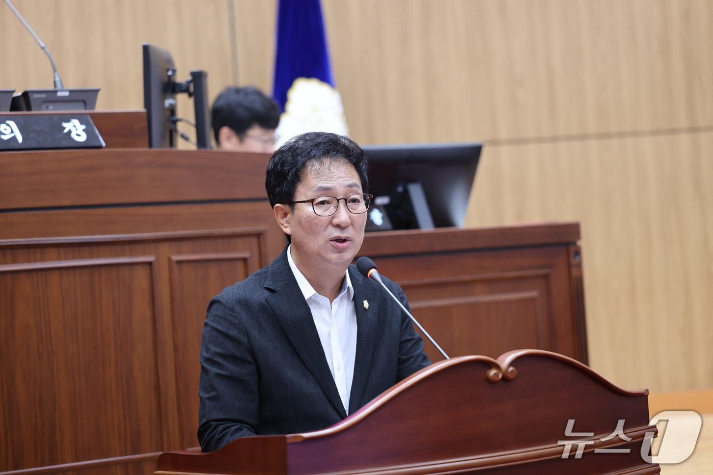 16일 보은군의회 최부림  의원이 5분 자유발언을 하고 있다. (보은군의회 제공. 재판매 및 DB금지) /뉴스1