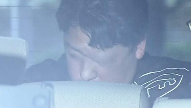 본문 이미지 - 일본의 연예 기획사 대표가 10대 아이돌에게 반복적으로 음란 행위를 한 혐의로 경찰에 체포됐다고 닛폰뉴스네트워크(NNN)가 17일 보도했다. 일부 모자이크. <FNN화면 캡쳐>