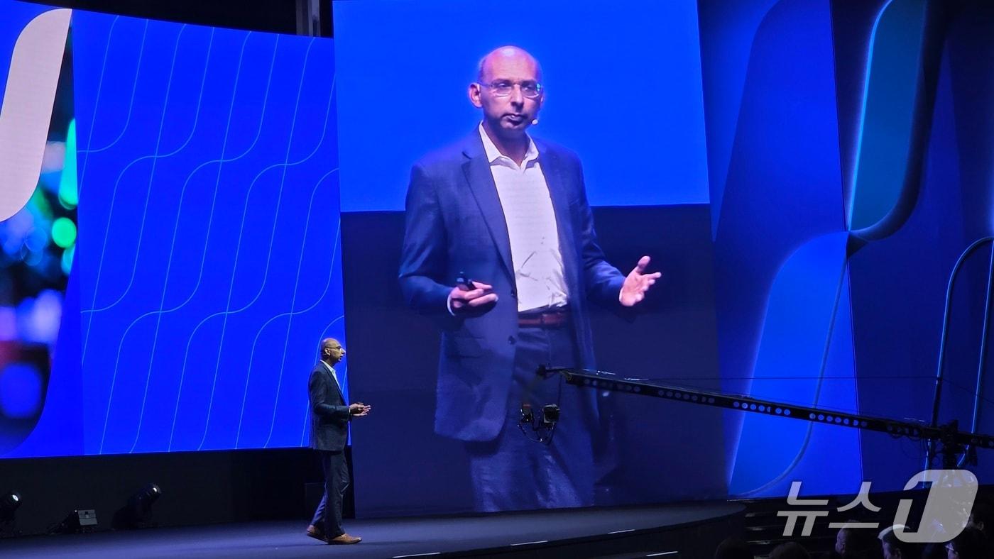 비벡 모힌드라&#40;Vivek Mohindra&#41; 델 테크놀로지스 본사 수석부사장이 17일 서울 코엑스에서 열린 델 테크놀로지스 포럼 2025에서 발언하고 있다. 2025.9.17 뉴스1 ⓒ News1 김민석 기자