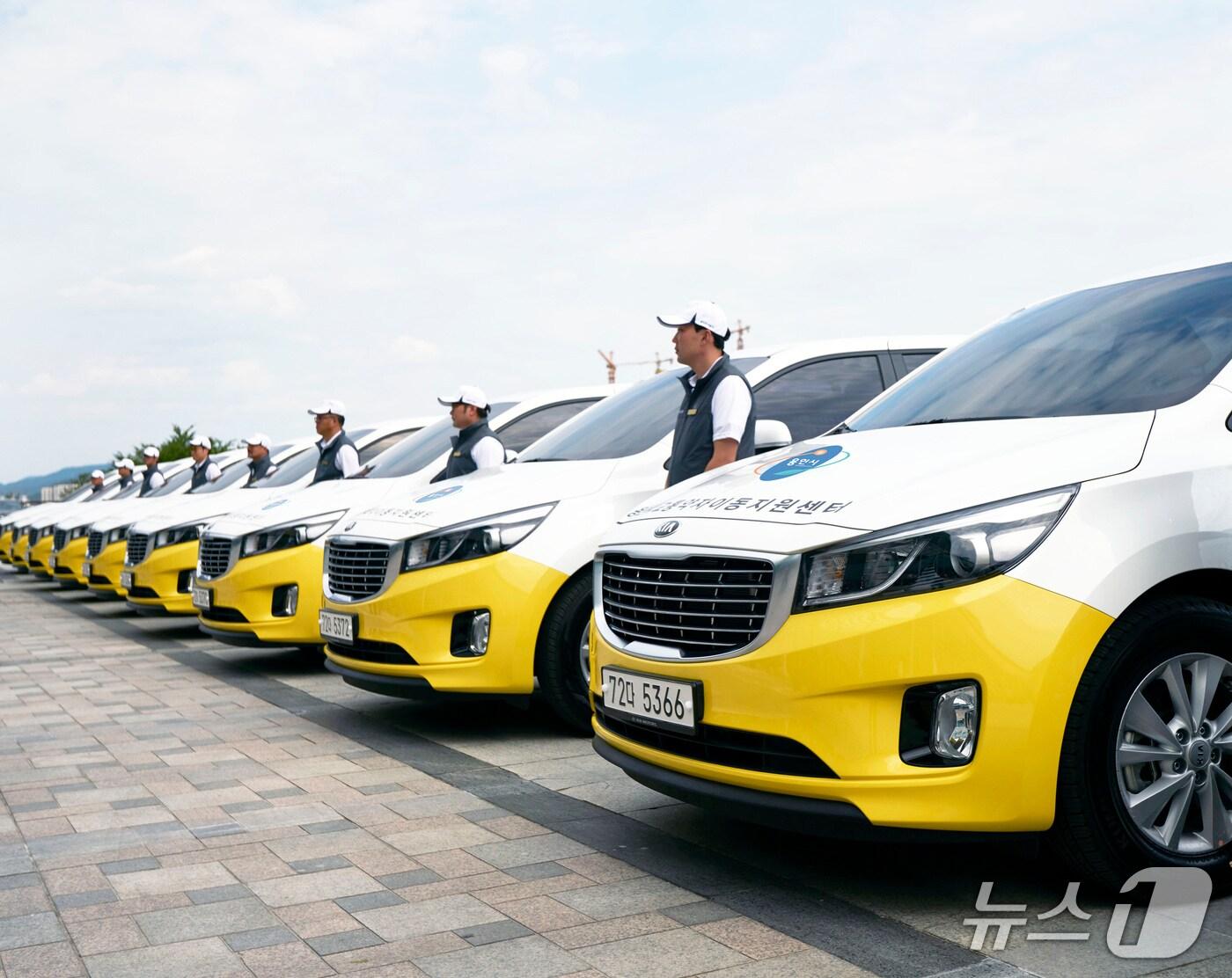 본문 이미지 - 용인도시공사가 운영 중인 교통약자 이동지원 차량.&#40;도시공사 제공&#41;