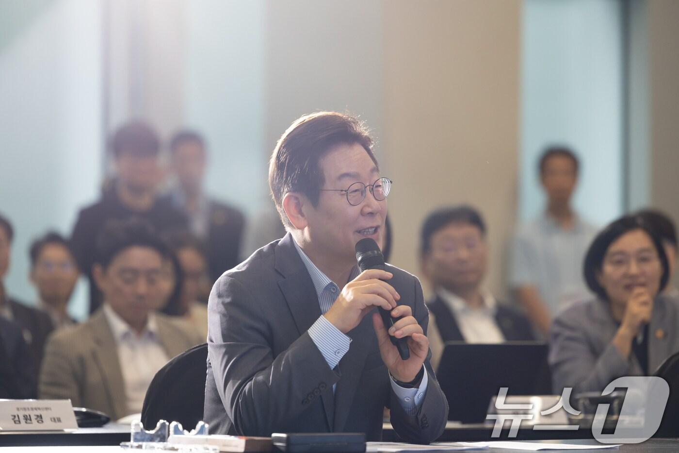 이재명 대통령이 17일 경기도 성남시 스타트업 스퀘어에서 열린 청년 스타트업 상상콘서트에서 발언하고 있다. &#40;대통령실 제공. 재판매 및 DB 금지&#41; 2025.9.17/뉴스1 ⓒ News1 허경 기자