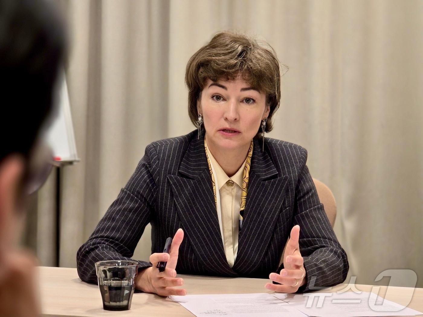 본문 이미지 - 에스토니아 정부 제2대 기후부 장관을 지낸 요코 알렌데르 국회 환경위원장은 17일&#40;현지시간&#41; 에스토니아 수도 탈린의 노르딕 포럼에서 인터뷰하고 있다. 2025.9.17/뉴스1 ⓒ News1 황덕현 기후환경전문기자