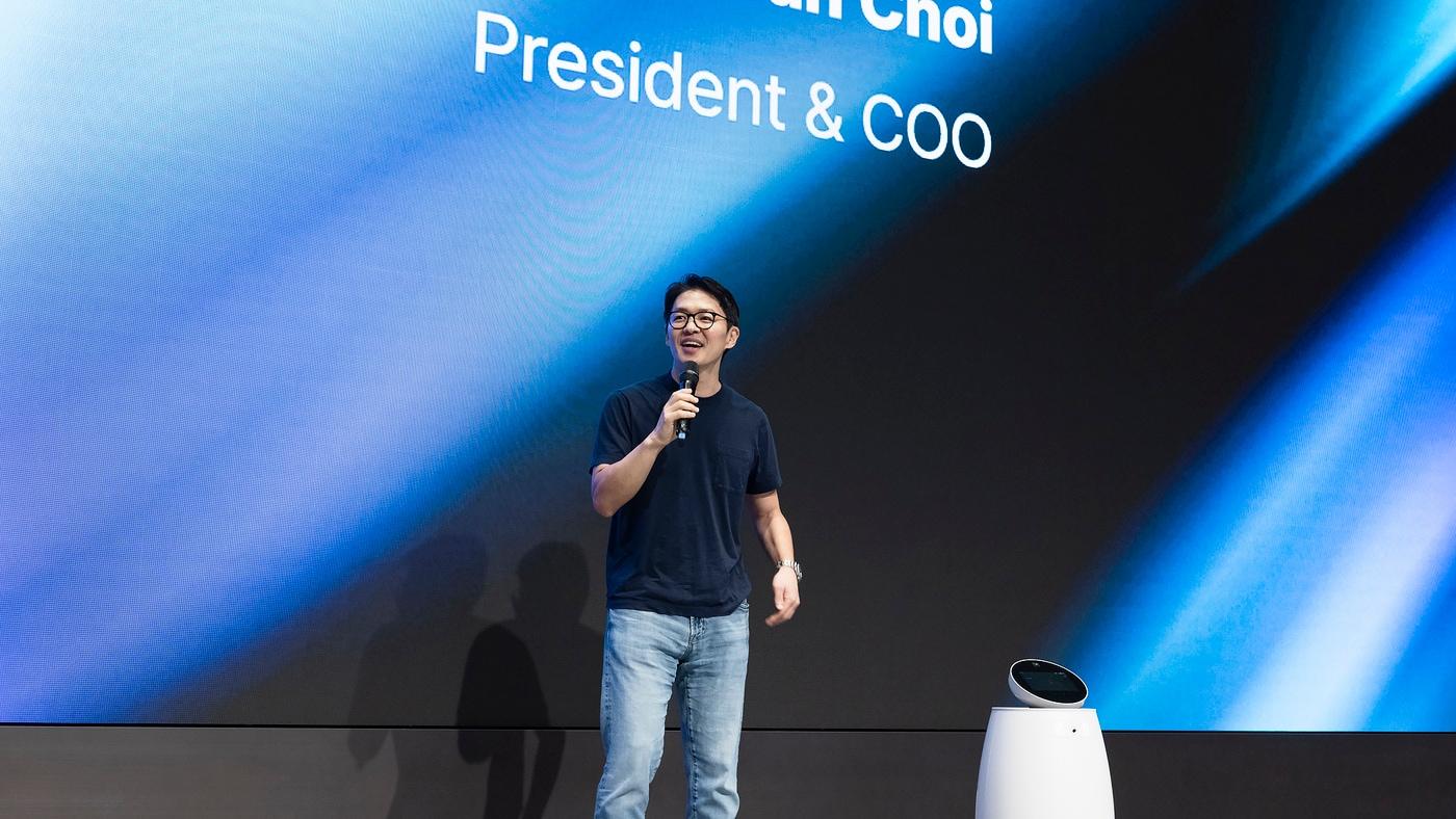 최성환 SK네트웍스 사업총괄 사장이 17일 서울 광진구 워커힐 호텔에서 열린 &#39;SK네트웍스 AI WAVE 2025&#39;에서 기조 연설을 하고 있다&#40;SK네트웍스 제공&#41;. ⓒ 뉴스1