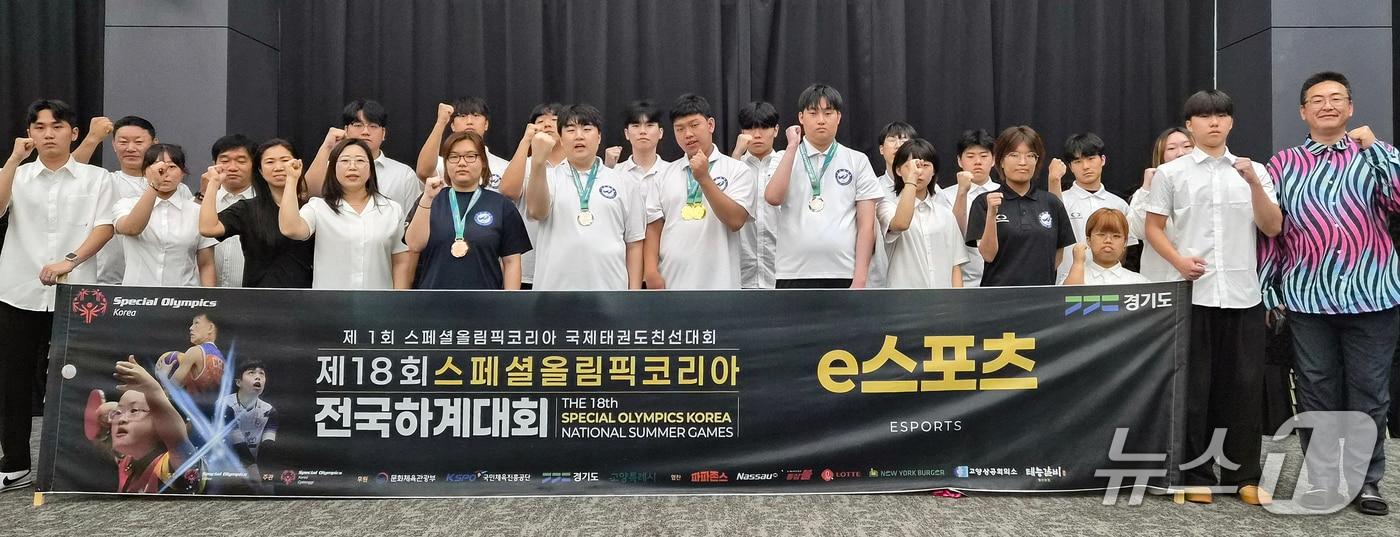 우석대학교 장애인스포츠단이 18회 스폐셜올림픽 전국하계대회서 금메달 7개를 획득했다.&#40;우석대 제공&#41;/뉴스1