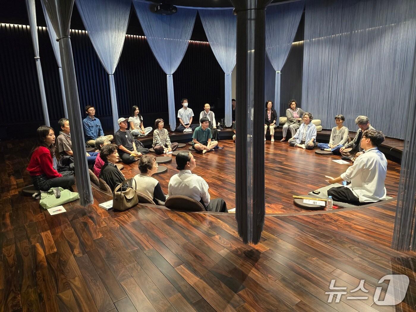 본문 이미지 - 체험형 명상 컨퍼런스 '밋마인드'