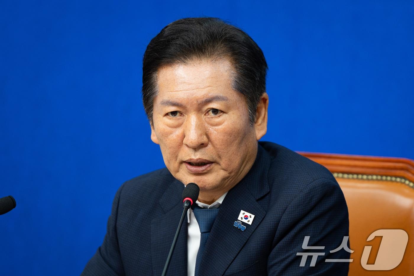 정청래 더불어민주당 대표가 18일 서울 여의도 국회에서 열린 2025 더불어민주당 서울·인천·강원 예산정책협의회에서 모두 발언을 하고 있다. 2025.9.18/뉴스1 ⓒ News1 유승관 기자