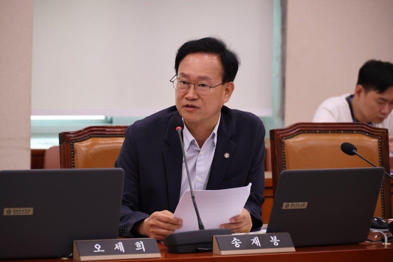 본문 이미지 - 송재봉 더불어민주당 의원&#40;송재봉 의원실 제공&#41;.