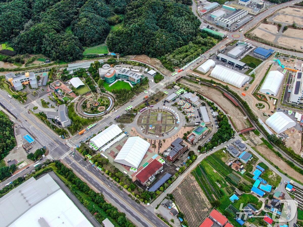 본문 이미지 - 제천국제한방천연물산업엑스포장 전경,(제천시 제공. 재판매 및 DB금지)./뉴스1 