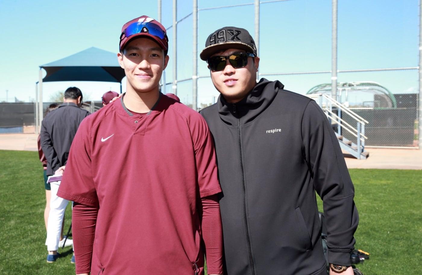 안우진&#40;키움 히어로즈&#41;과 류현진&#40;한화 이글스&#41;. &#40;류현진재단 제공&#41;