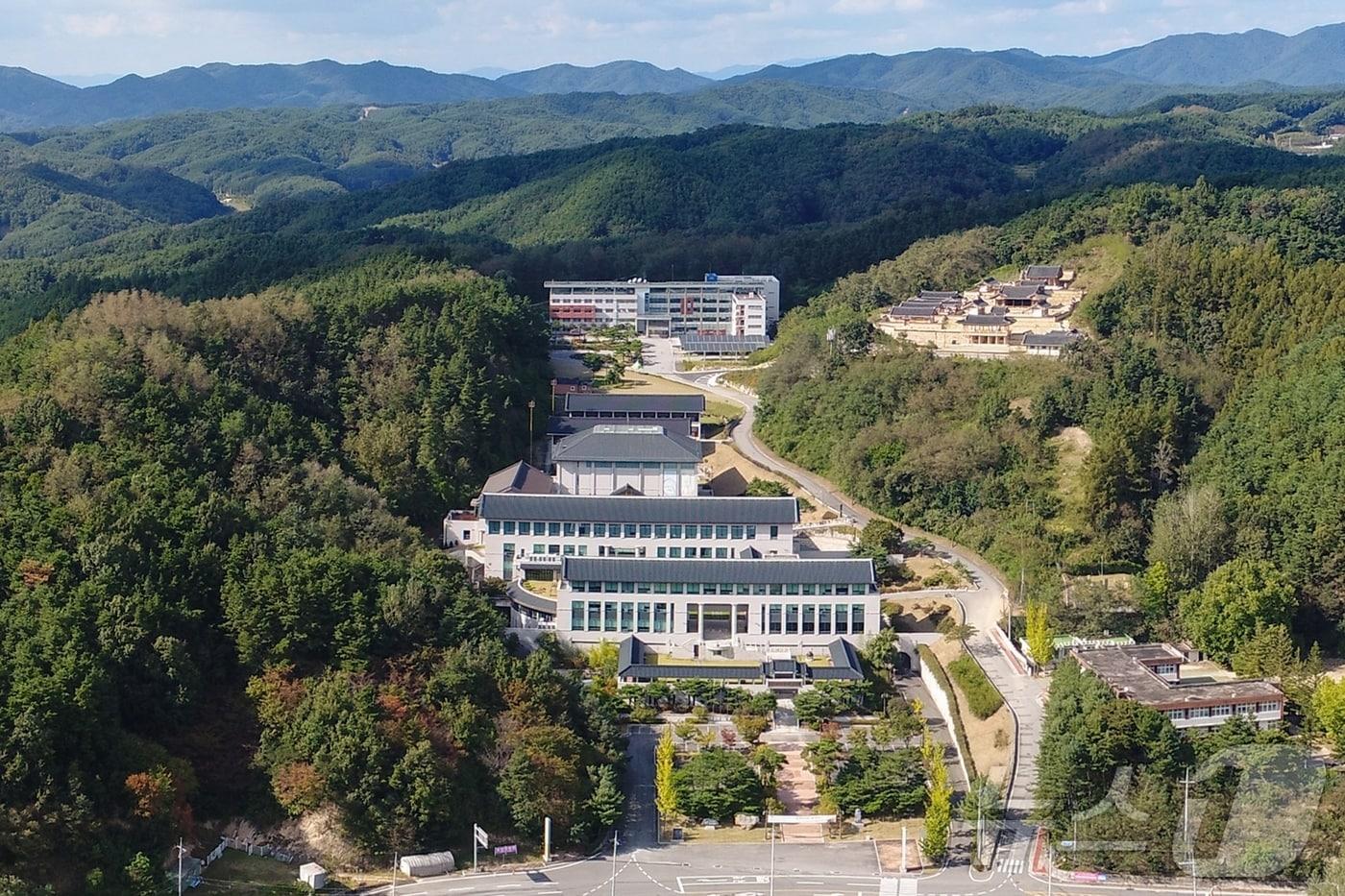 경북 안동시 도산면에 있는 도산서원에서 '창건 450주년 기념행사'가 열렸다.(경북도 제공. 재판매 및 DB금지) /뉴스1