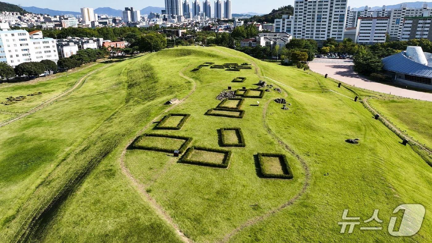 김해시가 국가유산청이 주관한 세계유산 활용 공모사업에 선정됐다. 사진은 김해 대성동고분군.&#40;김해시 제공. 재판매 및 DB금지&#41;