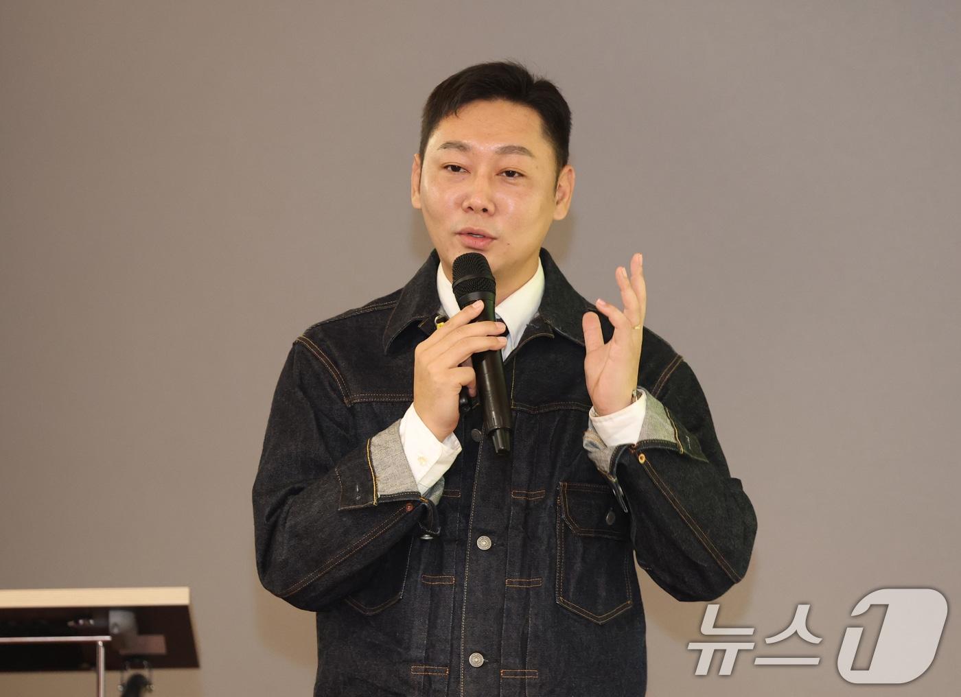 본문 이미지 - 19일 경기 성남시 분당구 판교스타트업캠퍼스에서 열린 반려동물 산업 육성 협의회 제16회 IR데이에서 박양세 네오메이션 대표가 간담회 성과 발표를 하고 있다. 2025.9.19/뉴스1 ⓒ News1 김영운 기자