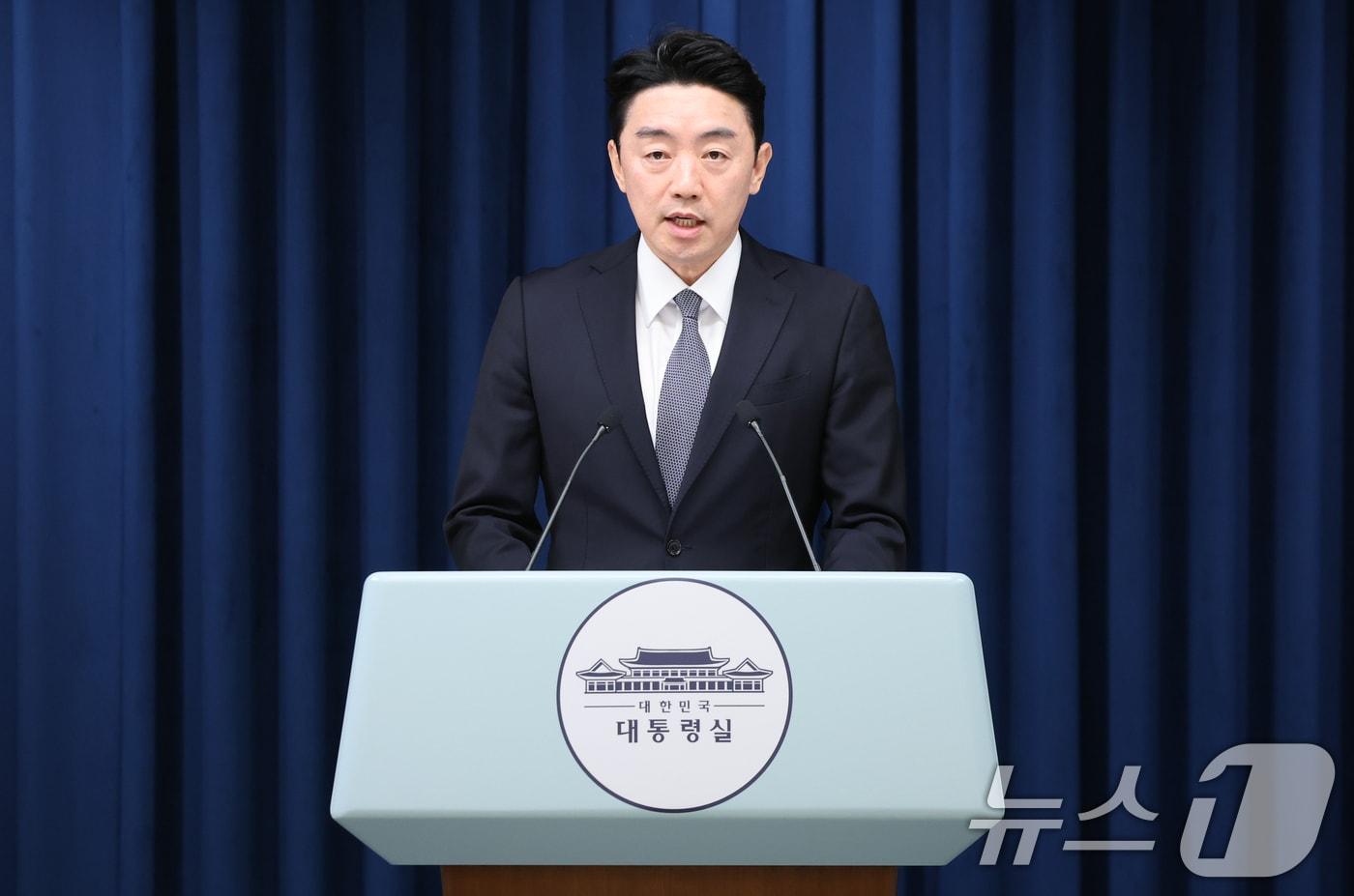 강훈식 대통령 비서실장이 19일 서울 용산 대통령실 청사에서 청년 주간 관련 브리핑을 하고 있다. 2025.9.19/뉴스1 ⓒ News1 허경 기자