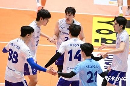 본문 이미지 - 대한항공이 2025 KOVO컵 결승에 올라 OK저축은행과 우승을 다툰다. &#40;KOVO 제공&#41;