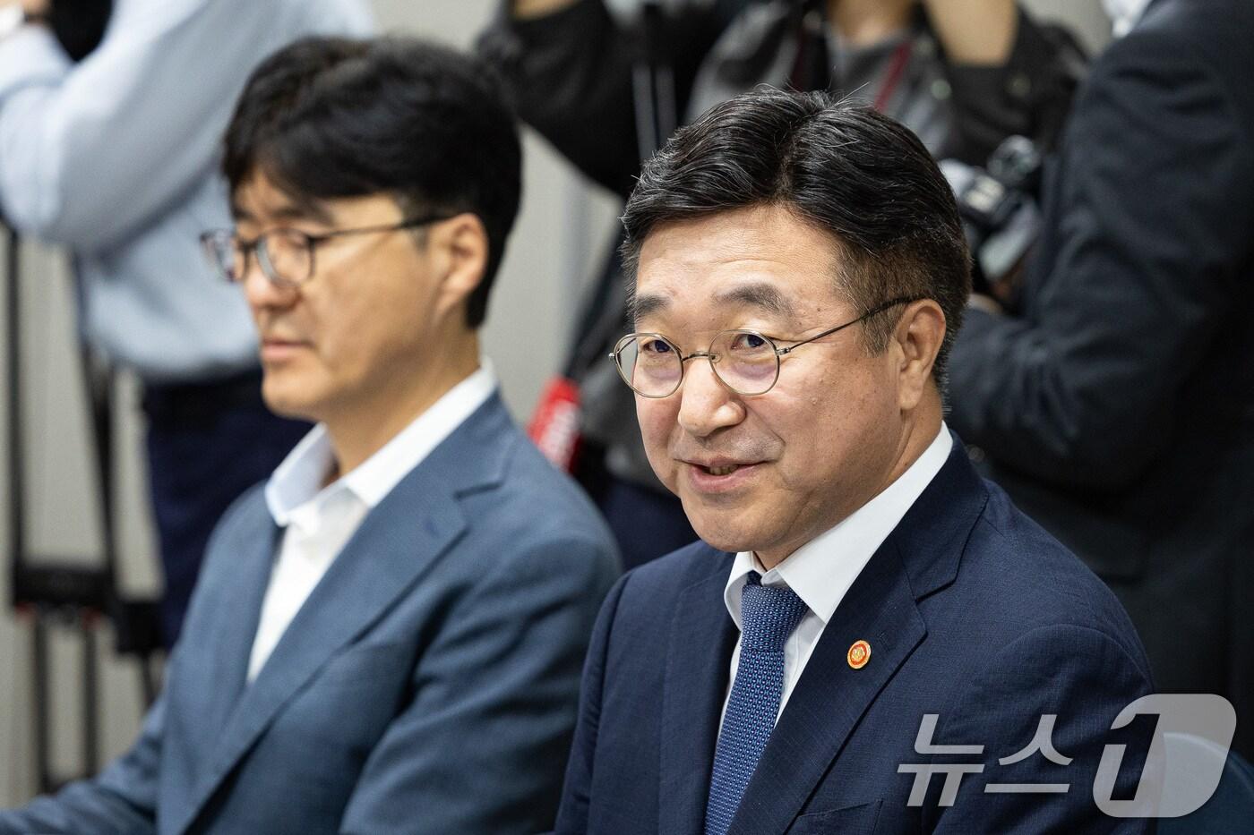 윤호중 행정안전부 장관이 2일 서울 여의도 국회에서 열린 행안위 당정협의에서 모두 발언을 하고 있다. 2025.9.2/뉴스1 ⓒ News1 유승관 기자