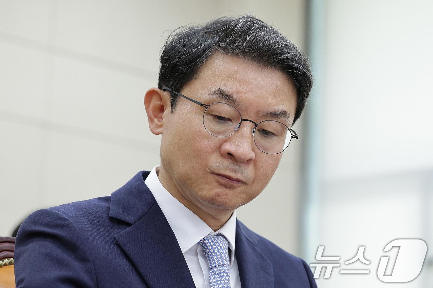 이억원 금융위원장 후보자가 2일 오전 서울 여의도 국회 정무위원회에서 열린 인사청문회에 자리하고 있다. 2025.9.2/뉴스1 ⓒ News1 신웅수 기자