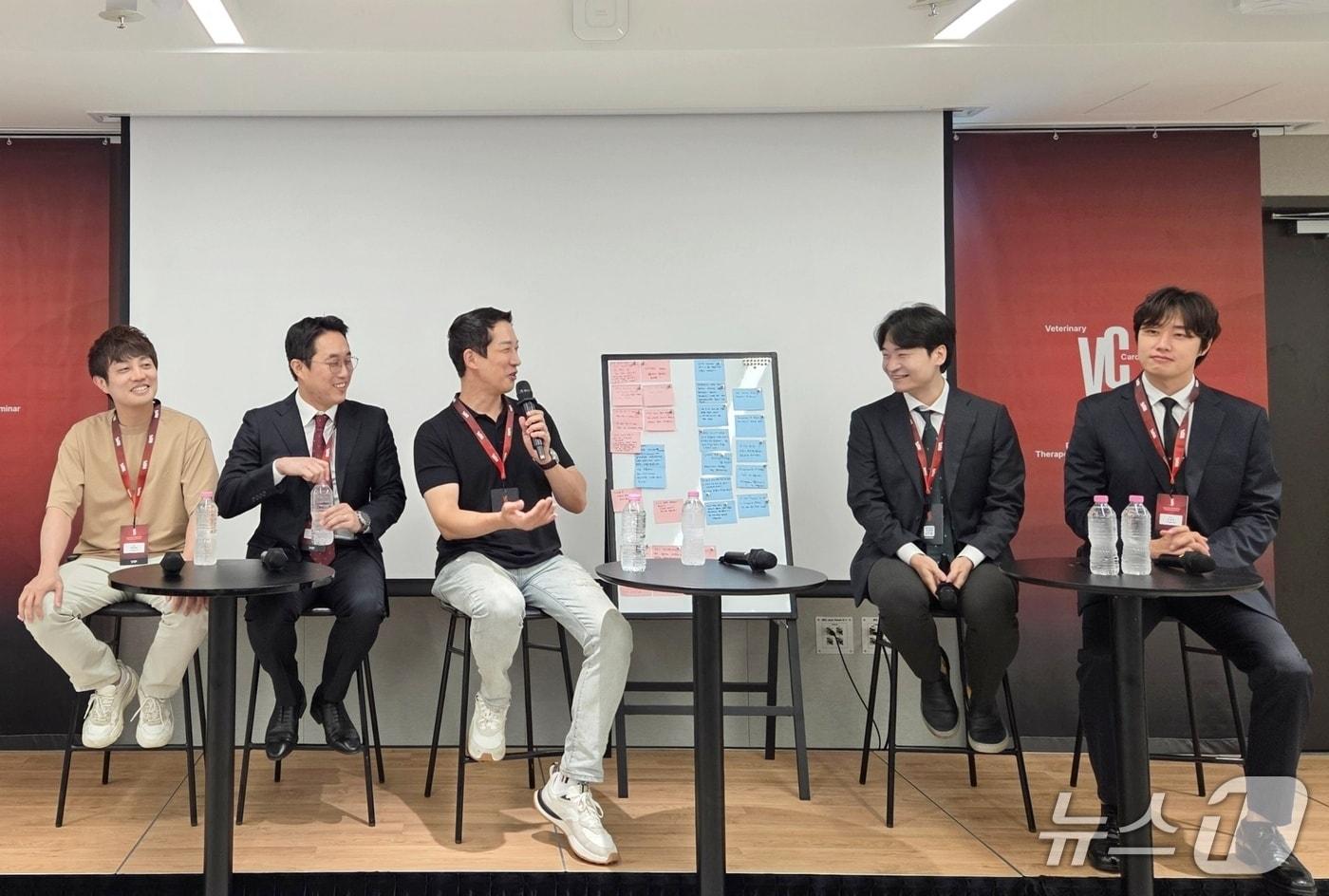 넬동물의료재단은 8월 31일 코엑스마곡에서 &#39;2025 VCRS 동물 심장·신장의학 최신 치료기술 세미나&#39;를 개최했다. ⓒ 뉴스1