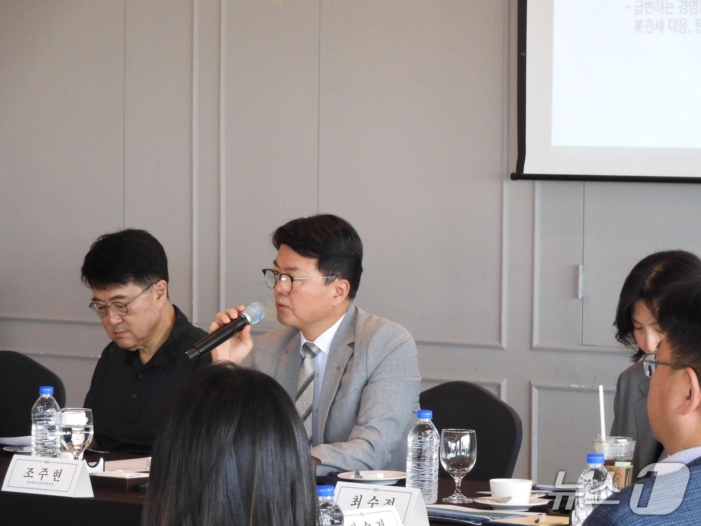 본문 이미지 - 조주현 중소벤처기업연구원장이 2일 서울 여의도에서 취임 1주년 기자간담회를 열었다. (중기연 제공)