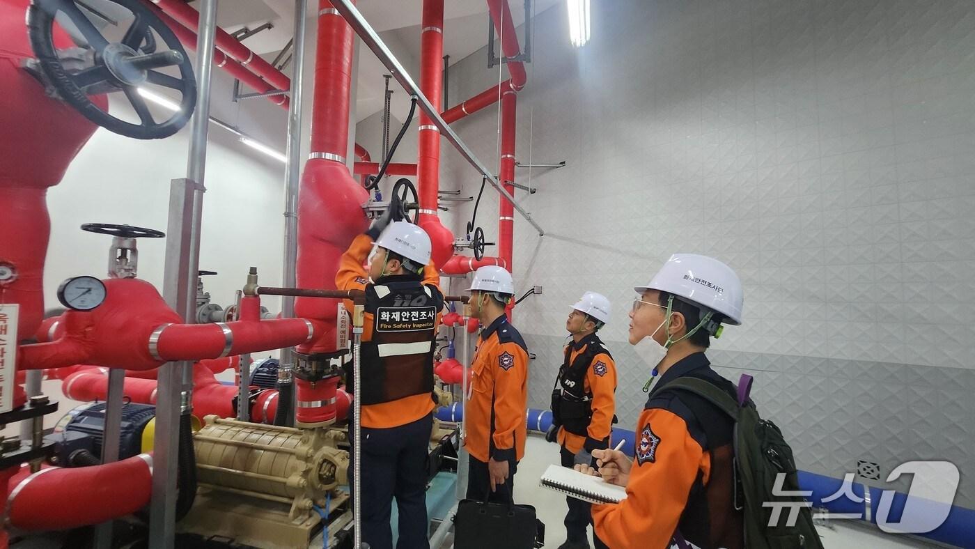 전북소방 화재안전조사 사진.&#40;전북소방본부 제공. 재판매 및 DB금지&#41;
