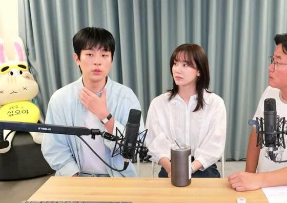 본문 이미지 - 유튜브 '채널십오야' 라이브 방송 캡처