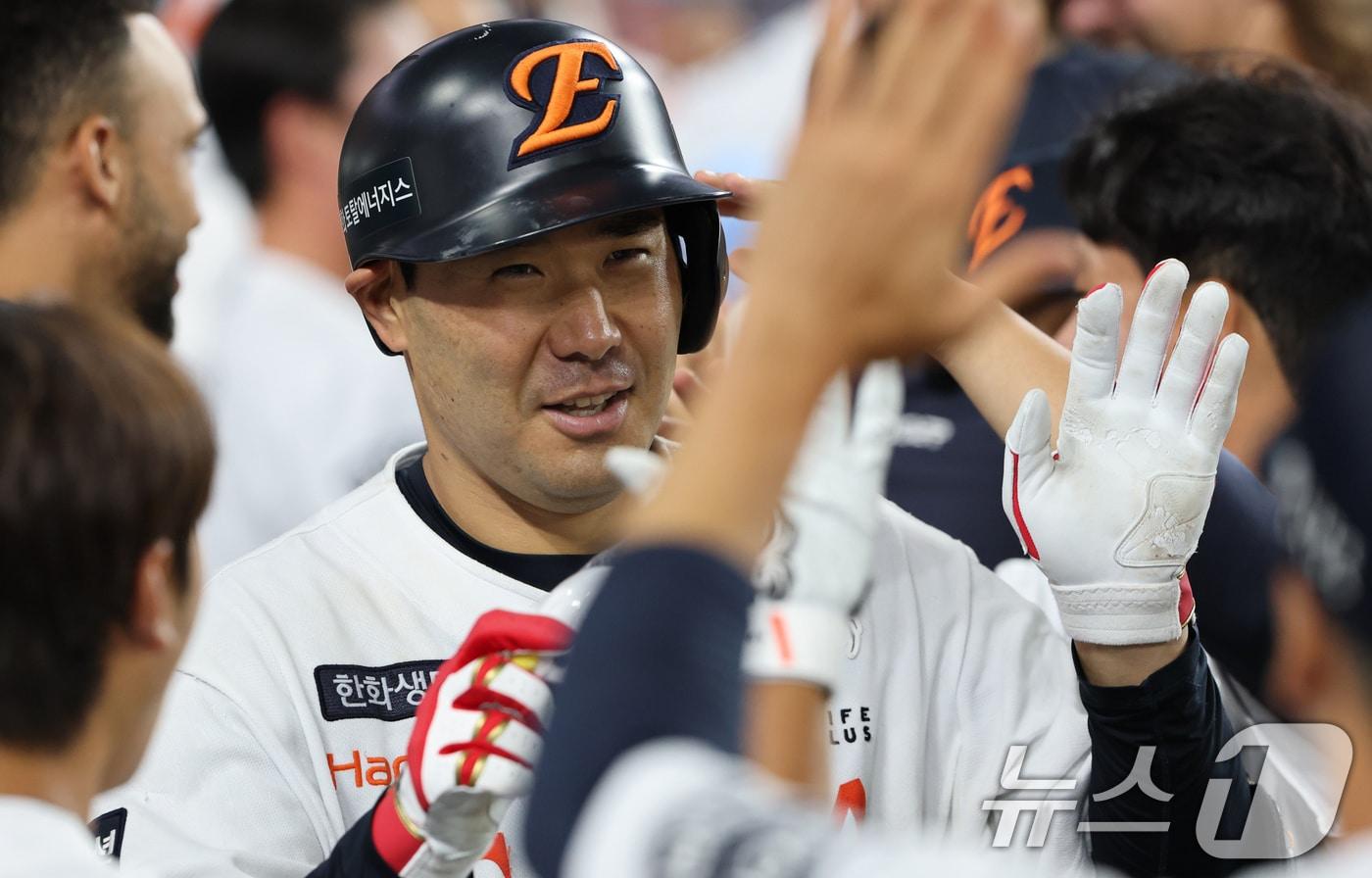 내년 시즌 플레잉코치로 뛰는 한화 이글스 이재원. /뉴스1 DB ⓒ News1 김기태 기자