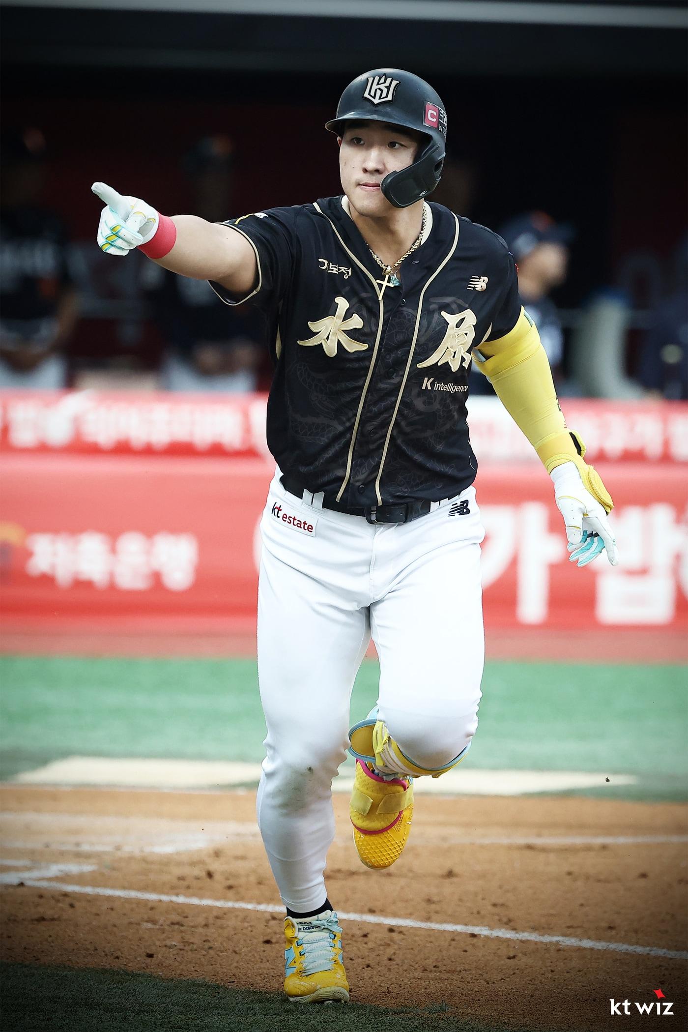 본문 이미지 - KT 안현민.&#40;KT 위즈 제공&#41;