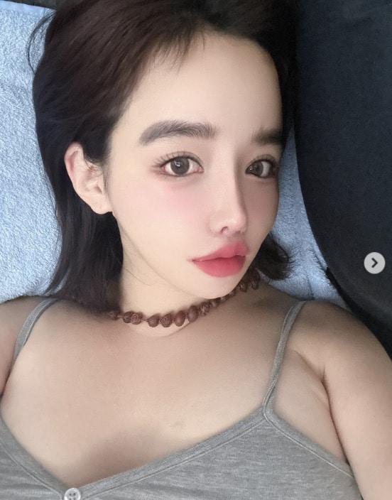 본문 이미지 - 박봄 인스타그램