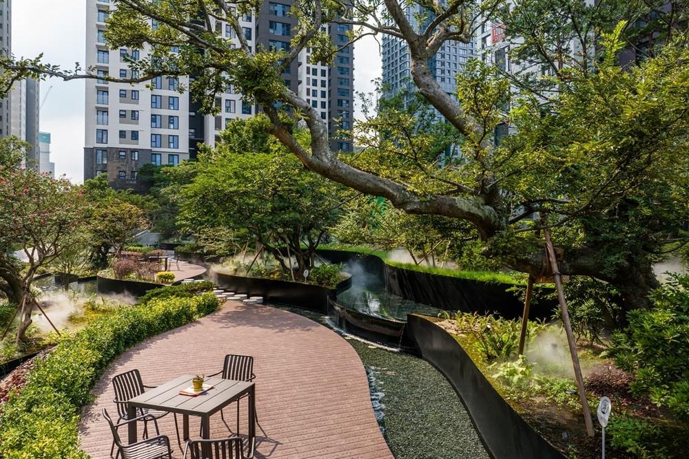 본문 이미지 - 삼성물산 래미안 원베일리의 그린 캐스케이드&#40;삼성물산 제공&#41; 뉴스1 ⓒ News1