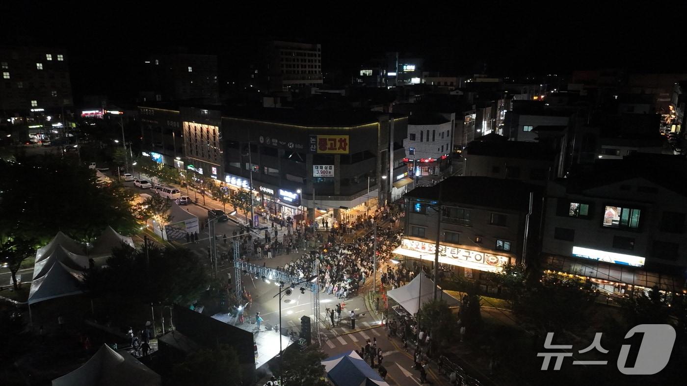 논산시청소년청년재단이 지난 20일 개최한 '2025 논산시 청청 페스티벌' 모습 (논산시 제공.재판매 및 DB금지)/뉴스1