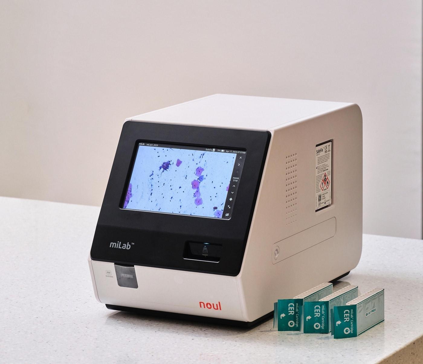 본문 이미지 -  노을, 자궁경부암 진단 카트리지. (노을 제공)