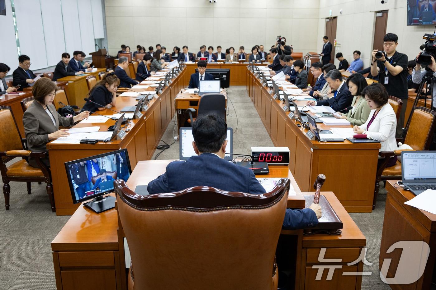 지난 달 22일 열린  제429회 국회&#40;정기회&#41; 보건복지위원회 제1차 전체회의. /뉴스1 ⓒ News1 유승관 기자