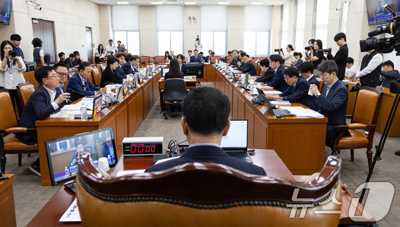 22일 서울 여의도 국회에서 제429회국회(정기회) 행정안전위원회 제5차 전체회의가 열리고 있다. 2025.9.22/뉴스1 ⓒ News1 이승배 기자
