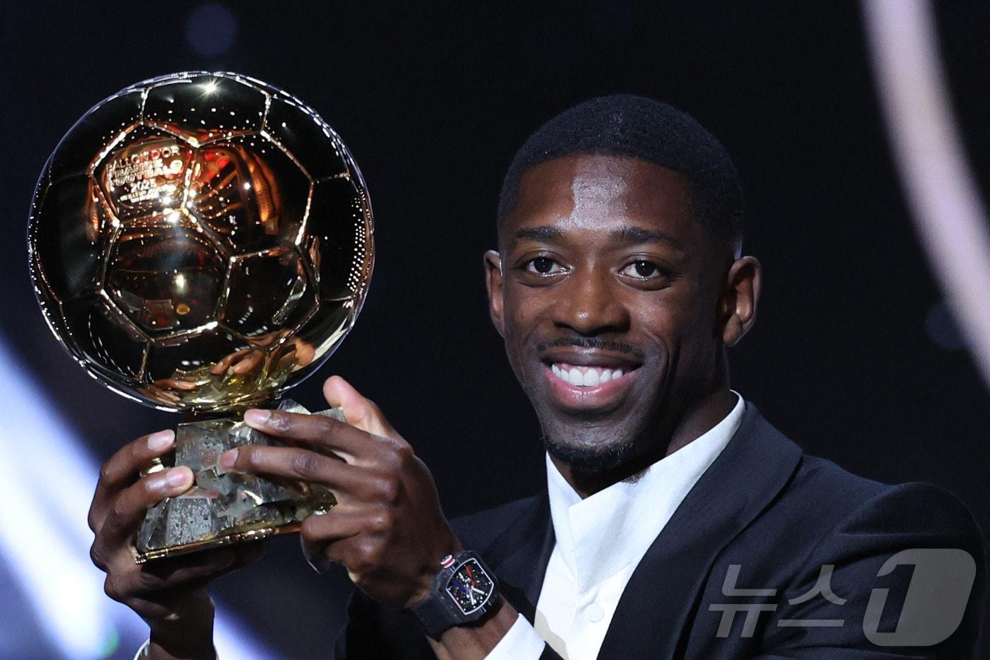 발롱도르를 수상한 우스만 뎀벨레ⓒ AFP=뉴스1