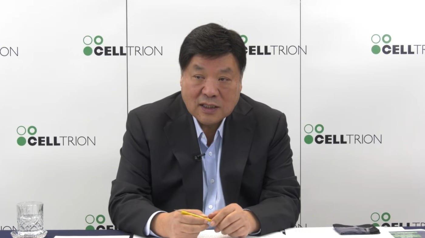 서정진 셀트리온그룹 회장이 온라인 간담회에서 글로벌 제약사 일라이릴리의 미국 생산시설을 인수한 내용을 설명하고 있다.&#40;셀트리온 제공&#41;/뉴스1
