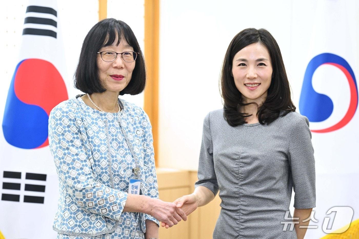 김진아 외교부 2차관은 23일 오전 방한중인 아카네 도모코 국제형사재판소(ICC) 재판소장을 면담했다. 2025.09.23. (외교부 제공) 