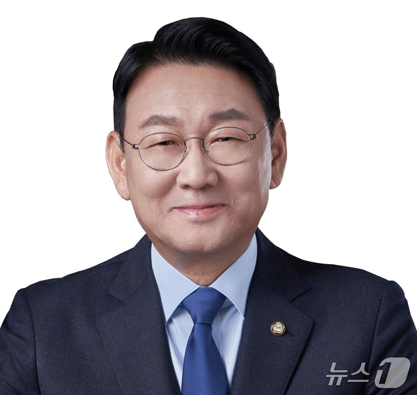 본문 이미지 - 김교흥 더불어민주당 국회의원(인천 서구갑, 국회 문화체육관광위원장)