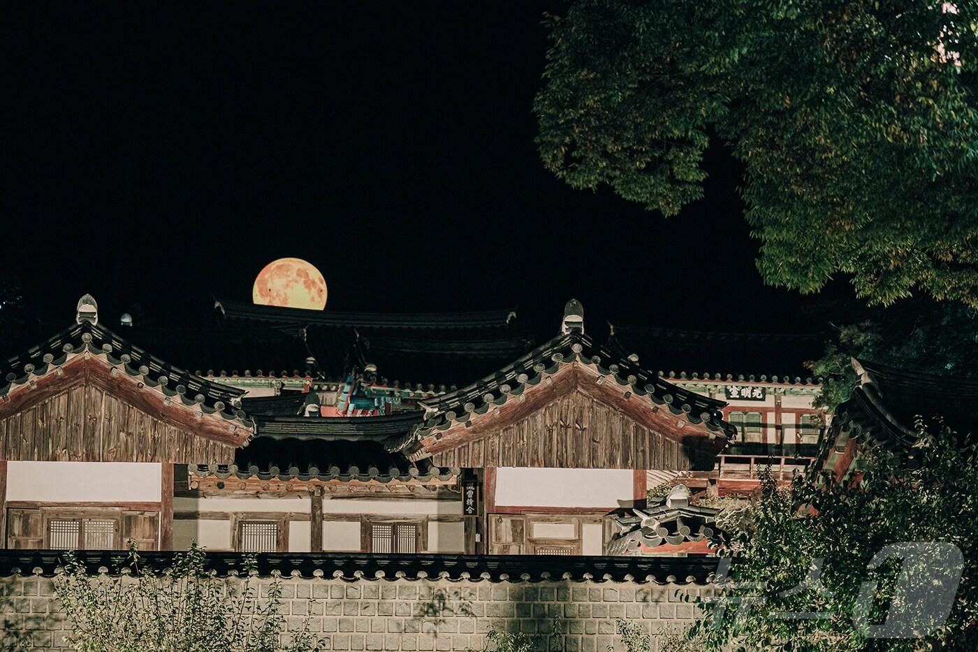 경북 안동시가 오는 27일부터 10월12일까지 야간에 도산서원을 개장한다.(안동시 제공. 재판매 및 DB금지) /뉴스1