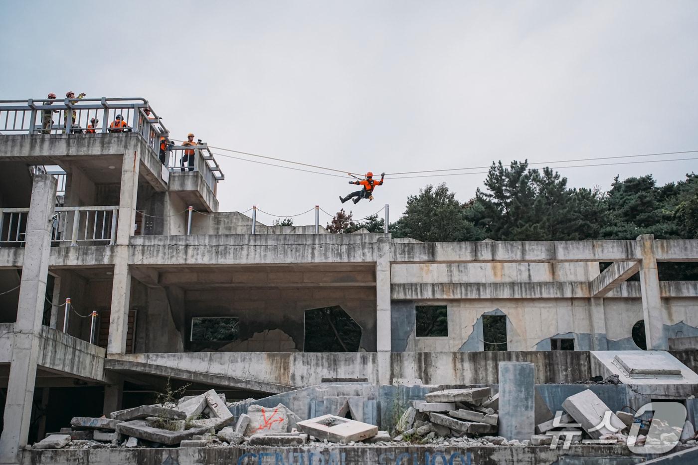 지난 22일부터 24일까지 대구 중앙119구조본부에서 실시된 &#39;대한민국 해외긴급구호대&#40;KDRT&#41; 2025년 국내 합동모의훈련&#39;. 2025.09.24. &#40;외교부 제공&#41;