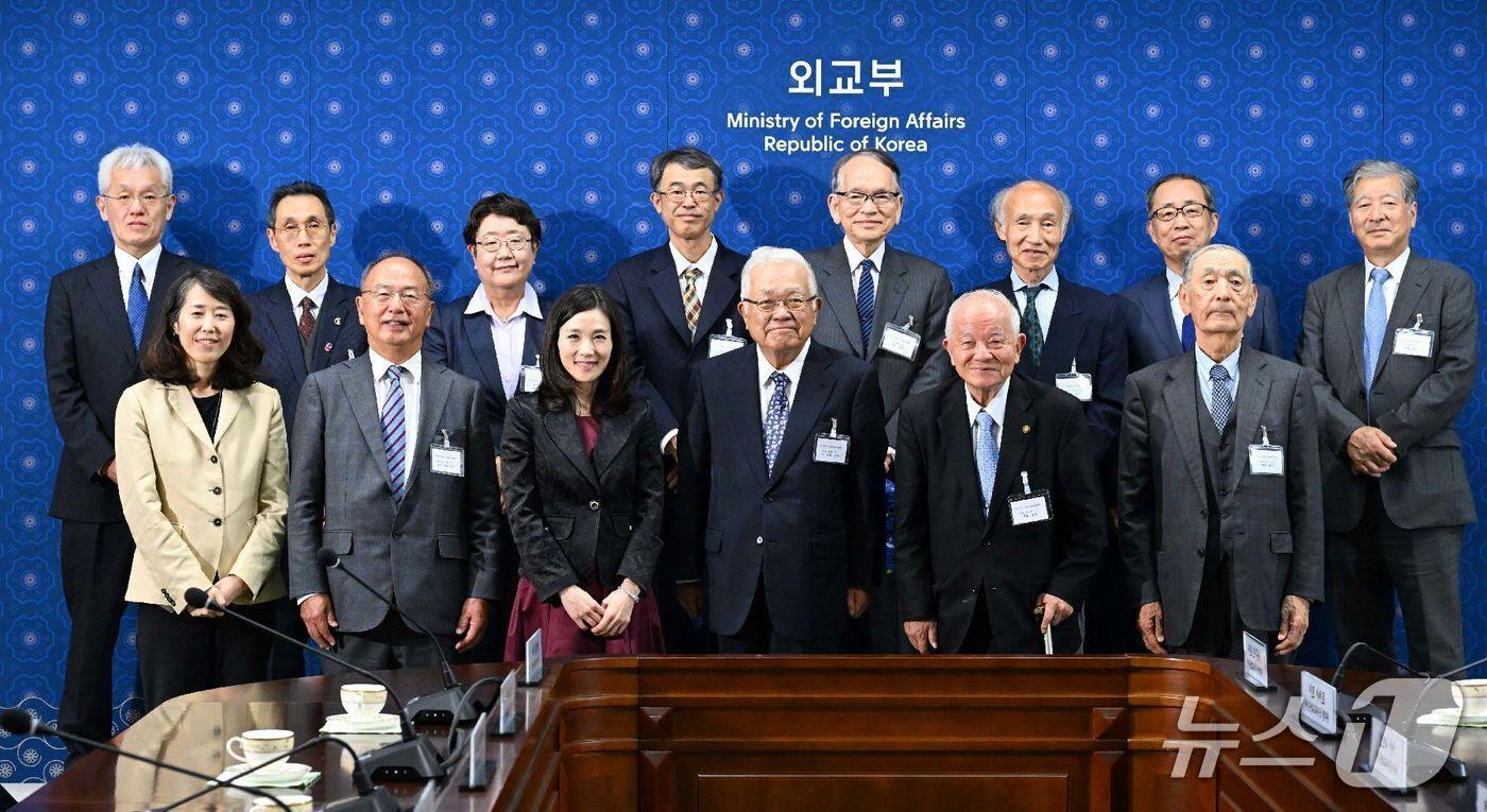 김진아 외교부 2차관이 24일 일한문화교류기금 대표단을 접견했다. 2025.09.24. &#40;외교부 제공&#41; 뉴스1ⓒ News1