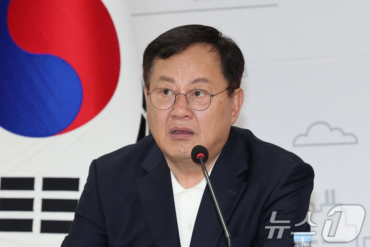 본문 이미지 - 이은권 국민의힘 대전 중구 당협위원장이 25일 대전시당에서 열린 현장최고위원회에서 발언하고 있다. 2025.9.25/뉴스1 ⓒ News1 김기태 기자