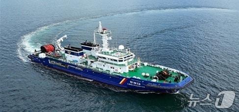 본문 이미지 - 울산해경 방제13호함 모습.&#40;울산해경 제공. 재판매 및 DB금지&#41;/뉴스1