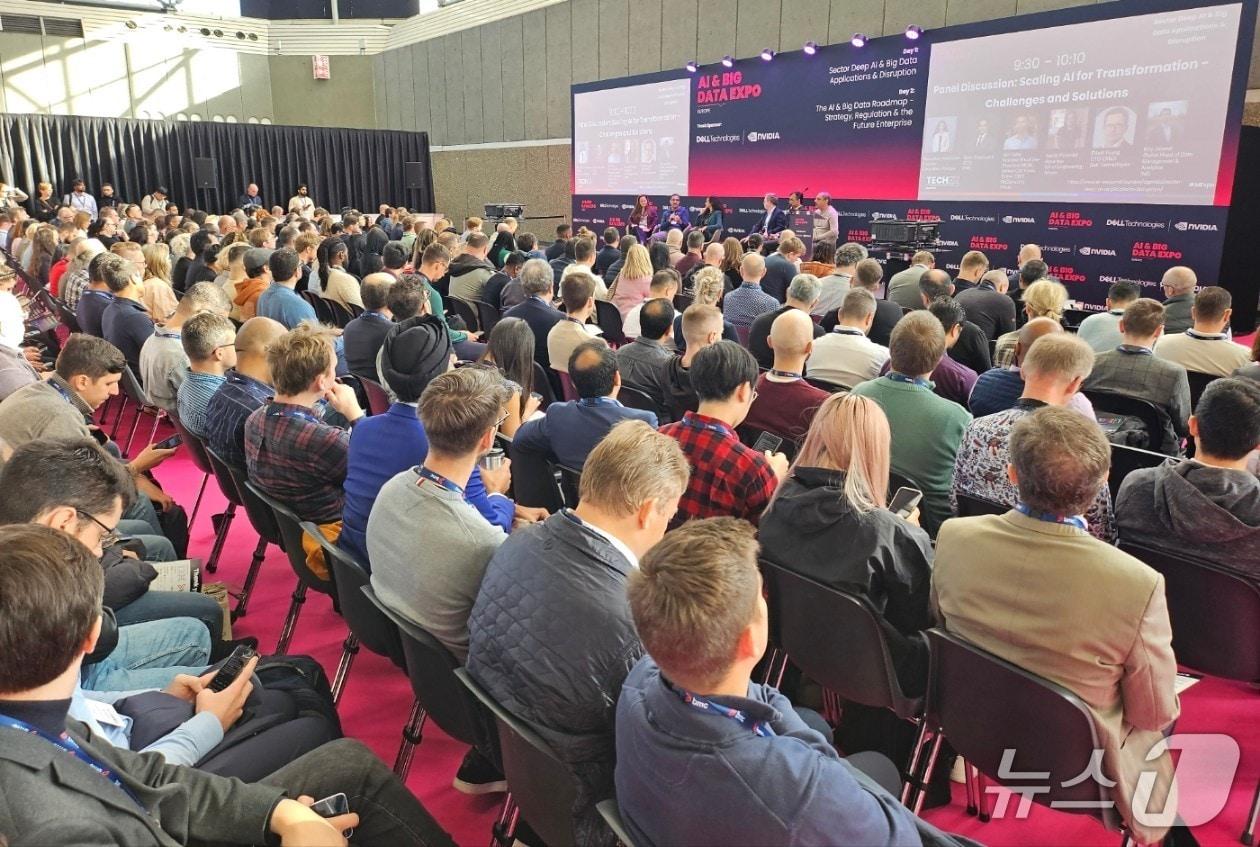 본문 이미지 - 유럽 최대 규모의 기업 기술 컨퍼런스 &#39;TechEx Europe 2025’가 24일&#40;현지시간&#41; 네덜란드 암스테르담 RAI 전시장에서 열리고 있다. 2025.9.25/뉴스1