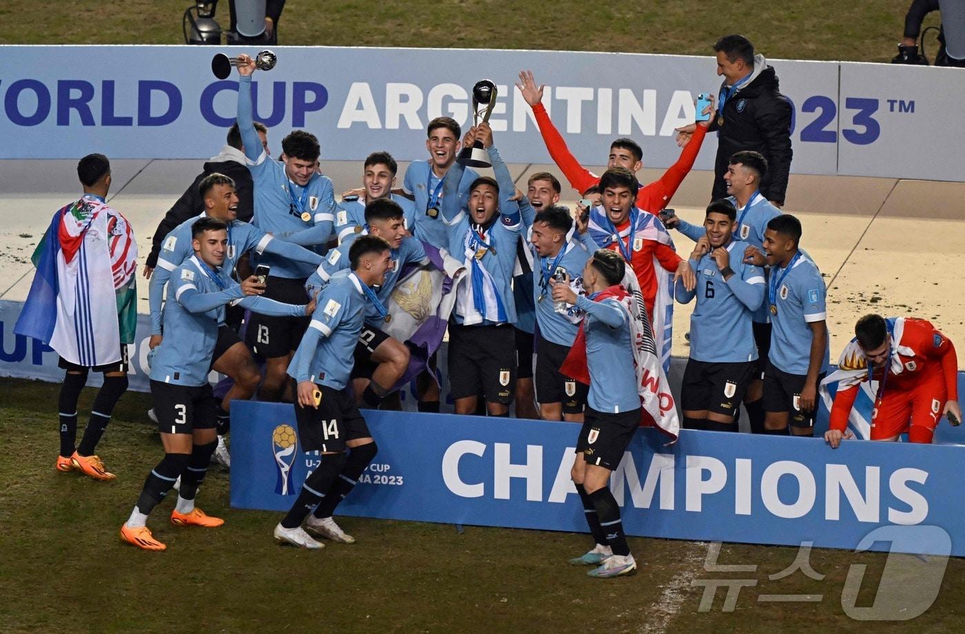 2023년 FIFA U20 월드컵 우승팀 우루과이.  ⓒ AFP=뉴스1