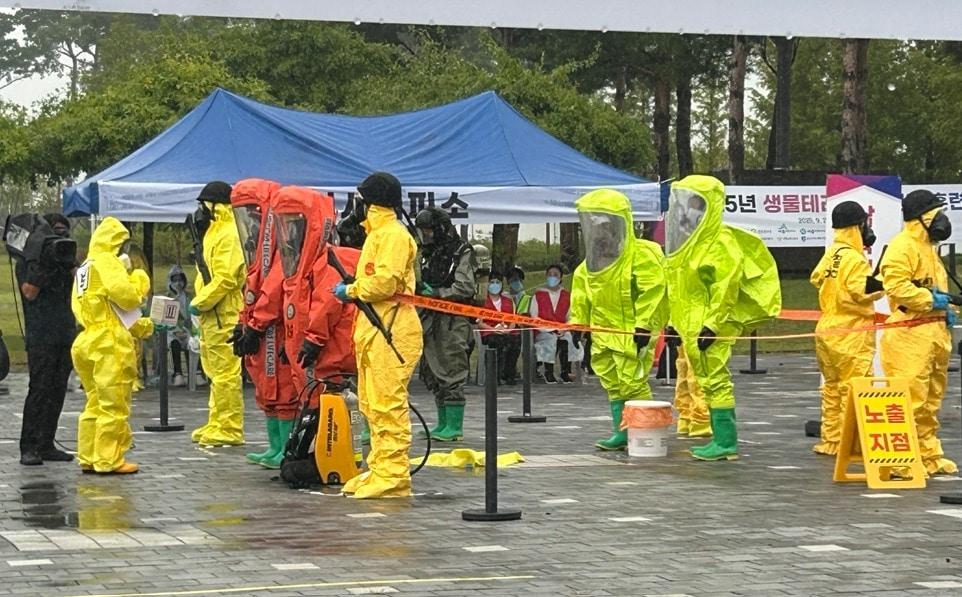 본문 이미지 - 세종중앙공원서 실시된 충청U대회 대비 생물테러 대응훈련  (세종시 제공. 재판매 및 DB금지)