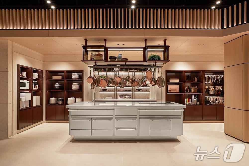 본문 이미지 - 신세계까사, 하이엔드 커스텀 주방가구 브랜드 '쿠치넬라' 론칭 (신세계까사 제공. 재판매 및 DB금지)