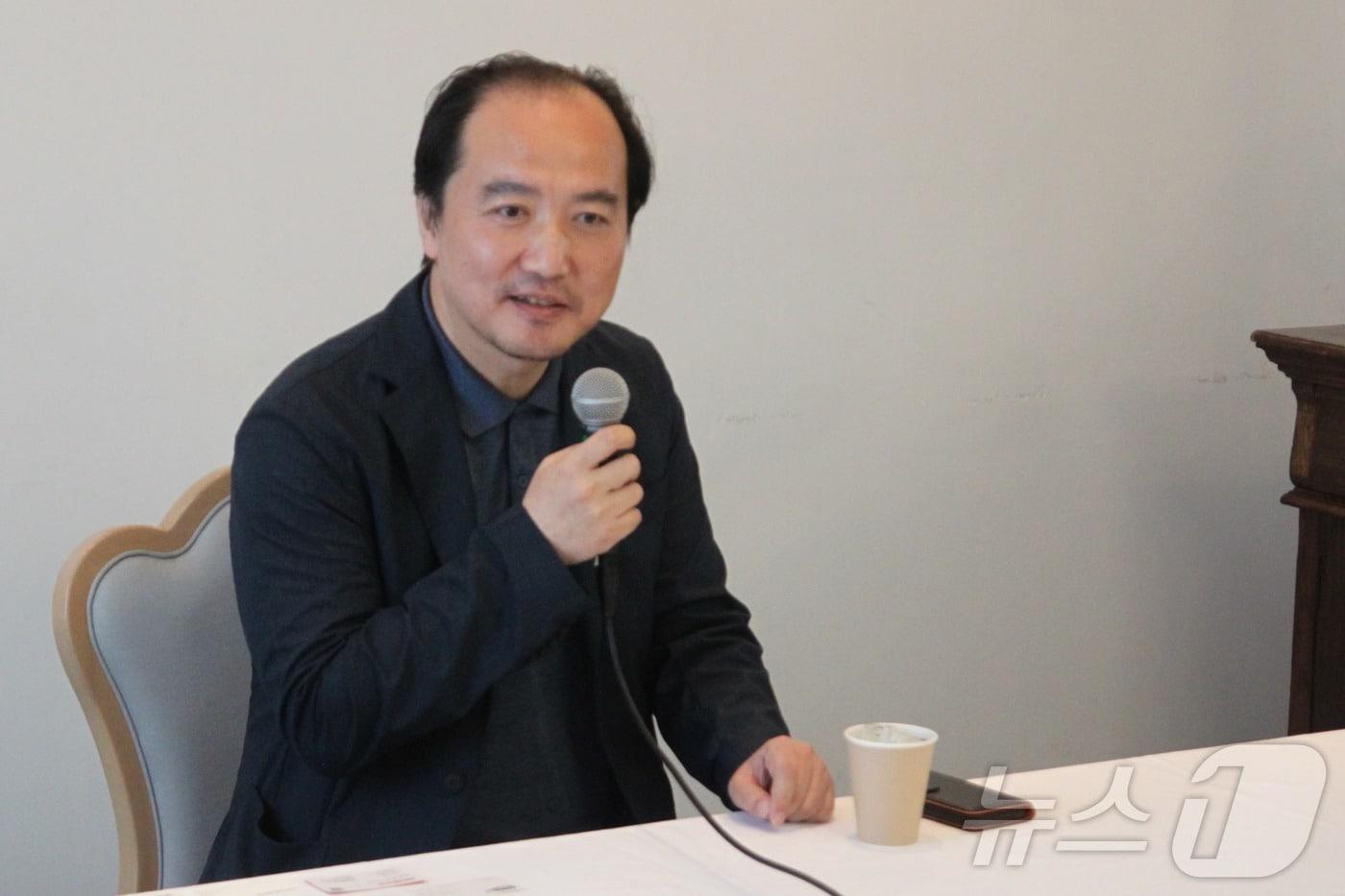 김진용 컴투스재팬 대표가 26일 도쿄게임쇼&#40;TGS&#41; 한국 취재진과 인터뷰하고 있다. 올해 TGS는 일본 지바현 마쿠하리 멧세에서 열린다. 2025.9.26/뉴스1 ⓒ News1 김민재 기자