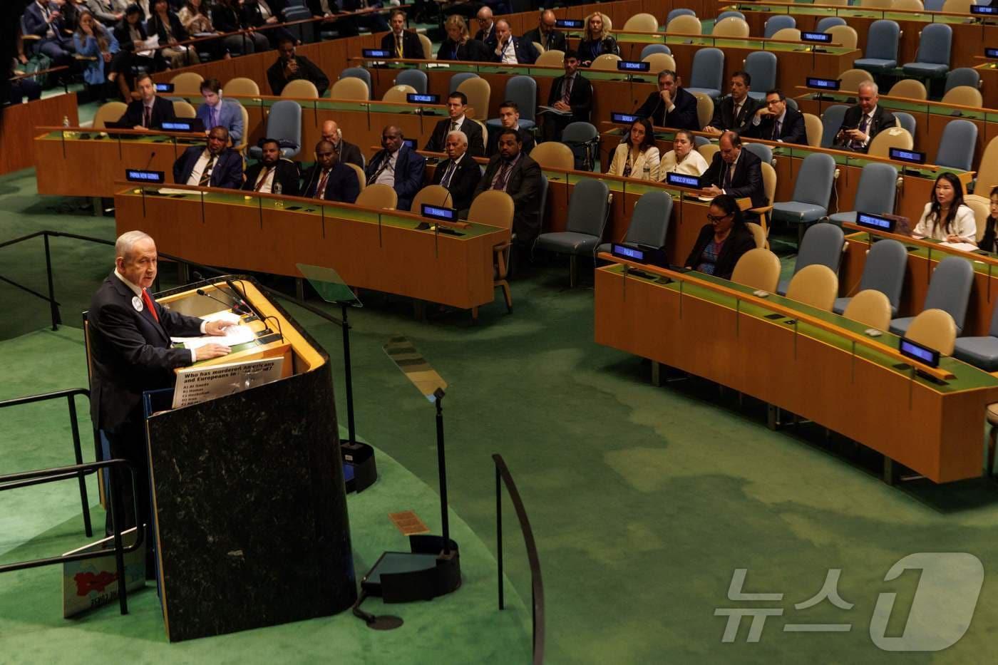 26일(현지시간) 베냐민 네타냐후 이스라엘 총리가 2025년 제80차 유엔 총회(UNGA)에서 연설하고 있다.2025.09.26.ⓒ AFP=뉴스1