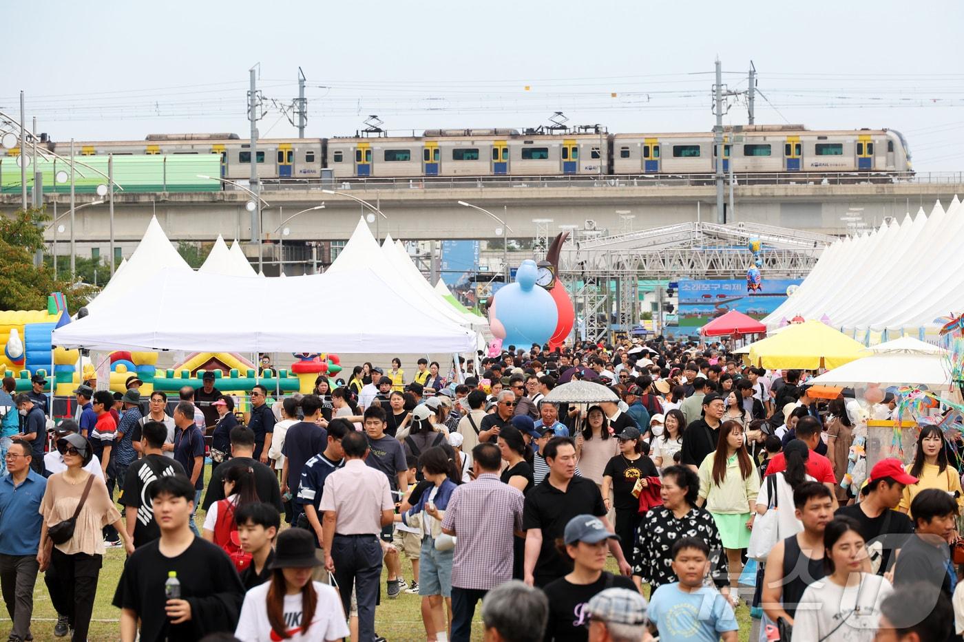인천 남동구 소래포구 축제가 진행되고 있다.(남동구 제공. 재배포 및 DB금지)2025.9.28/뉴스1 ⓒ News1 박소영 기자