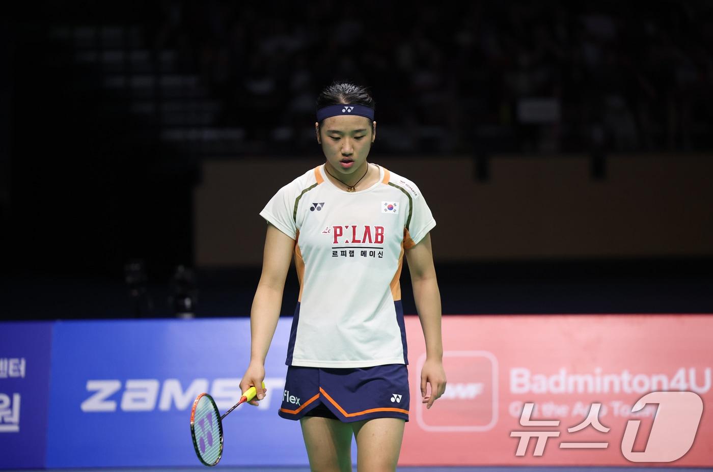 본문 이미지 - 안세영이 왕즈이에 패해 전영오픈 준우승에 그쳤다. ⓒ 뉴스1 김영운 기자